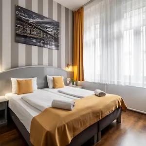 Full Moon Hotel Budapest