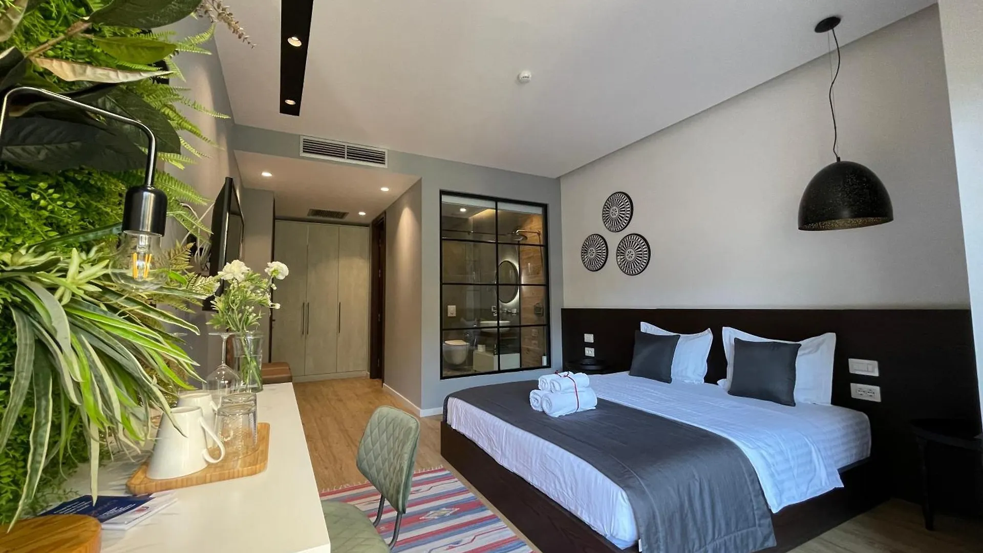 Retreat Apartments Tirana
